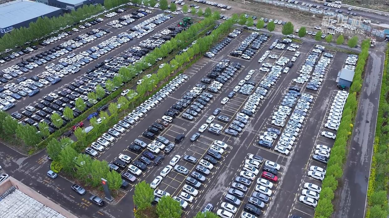 充电服务提质效 新能源汽车惠民生